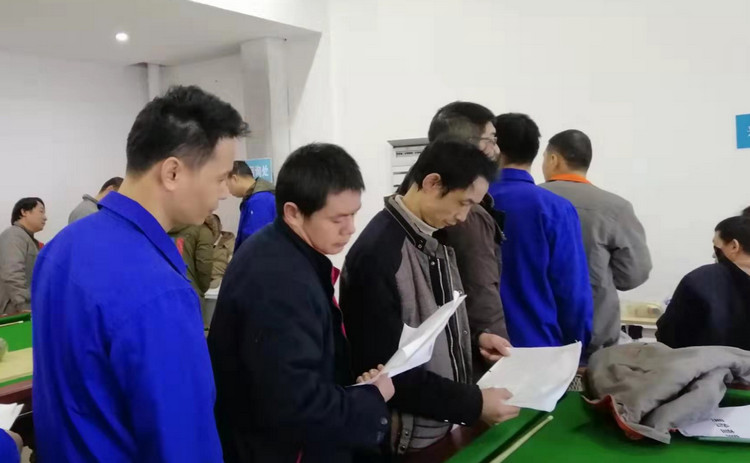关爱员工预防职业。。。。，，我们在行动