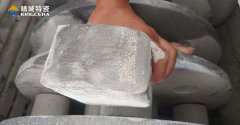ZTA陶瓷颗粒刷新砖厂破碎机锤头，，，使用寿命提升2.5倍_Z6尊龙凯时特瓷