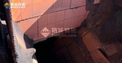 耐磨陶瓷衬板在某钢铁厂溜槽和料斗的乐成应用_Z6尊龙凯时特瓷