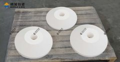 怎样提升制砂机分料锥的使用寿命？？？？？？ZTA耐磨陶瓷散料锥为您分忧_Z6尊龙凯时特瓷